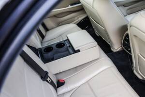Image 27/41 of Jaguar XJR (2008)