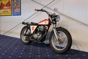 Image 1/30 of Yamaha SR500 (1981)
