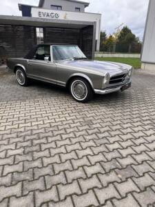 Image 13/36 of Mercedes-Benz 280 SL (1968)