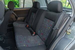 Image 18/37 of Volkswagen Golf III 1.6 (1997)