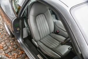 Image 19/34 of Aston Martin DB 7 (1999)