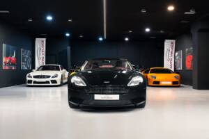 Image 3/38 of Aston Martin Virage (2012)