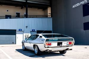 Bild 2/22 von Lamborghini Espada 400 GT (1974)
