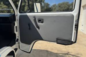 Bild 17/37 von Volkswagen T3 Caravelle 1.9 (1989)