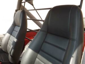 Bild 14/50 von Jeep Wrangler 2.5L (1990)