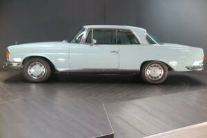 Bild 3/30 von Mercedes-Benz 280 SE 3,5 (1971)