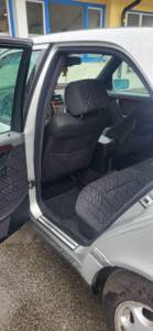 Image 4/5 of Mercedes-Benz C 250 Diesel (1995)
