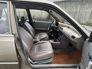 Image 13/17 of Peugeot 505 Break (1984)