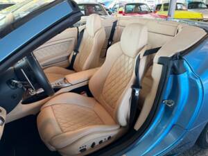 Immagine 14/42 di Ferrari California (2011)