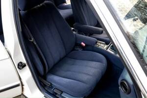 Image 6/55 of BMW 525ix (1993)