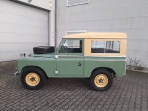 Immagine 4/29 di Land Rover 88 (1974)