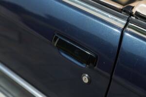 Bild 23/50 von BMW 320i (1989)