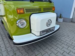 Image 4/100 of Volkswagen T2b Westfalia (1979)