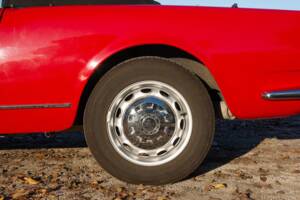 Immagine 33/94 di Alfa Romeo 2600 Spider (1964)