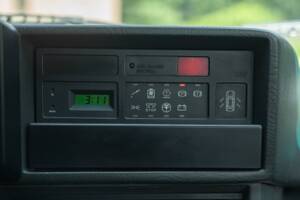 Image 45/50 of Alfa Romeo 75 2.0 Twin Spark (1989)