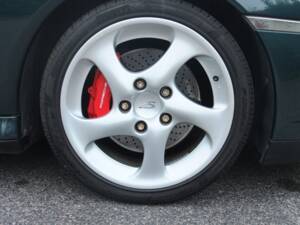 Bild 54/73 von Porsche 911 Carrera 4S (2004)