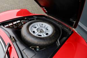 Image 12/24 de Ferrari Dino 246 GT (1973)