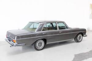 Bild 30/32 von Mercedes-Benz 300 SEL 3.5 (1970)