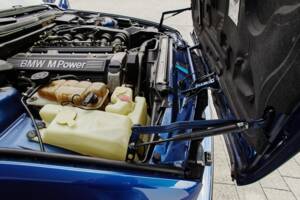 Immagine 47/74 di BMW M5 (1992)