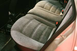 Afbeelding 35/37 van Volkswagen Passat 2.0 (1987)