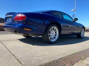 Immagine 19/24 di Jaguar XKR (2002)