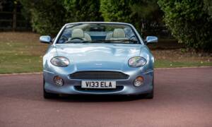 Immagine 6/46 di Aston Martin DB 7 Vantage Volante (2000)