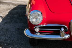 Image 29/46 of Alfa Romeo 2000 Spider (1960)