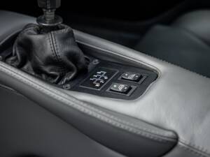 Image 40/60 of Jaguar XJ 220 (1992)