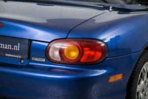 Imagen 32/50 de Mazda MX-5 1.8 (1999)