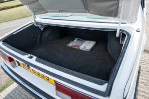 Bild 37/44 von BMW 628 CSi (1900)