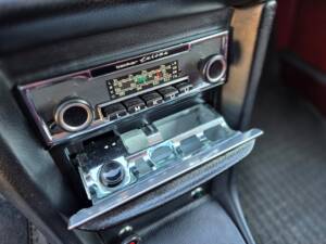 Bild 7/19 von Mercedes-Benz 240 D (1975)