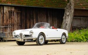 Immagine 2/43 di Alfa Romeo Giulia 1600 Spider (1964)
