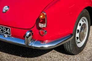 Image 42/46 of Alfa Romeo 2000 Spider (1960)
