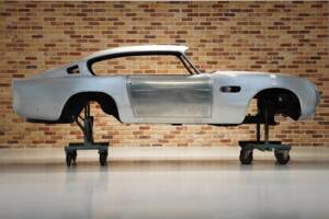 Image 3/15 of Aston Martin DB 6 (1967)