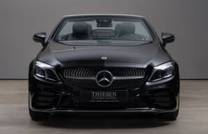 Bild 12/41 von Mercedes-Benz C 300 (2023)