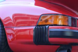 Afbeelding 47/50 van Porsche 911 Carrera 3.2 (1988)