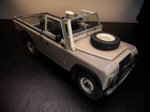 Image 7/30 de Land Rover 109 (1979)