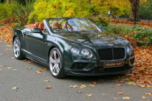 Bild 42/49 von Bentley Continental GTC V8 S (2017)