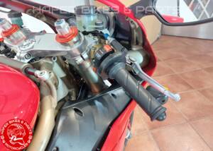 Obraz 22/38 pojazdu Ducati 916 (1998)