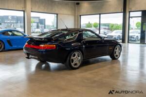 Afbeelding 4/50 van Porsche 928 GTS (1992)