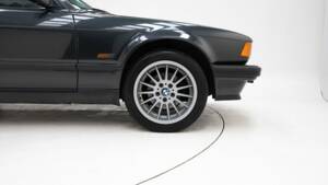 Bild 10/15 von BMW 730i (1988)
