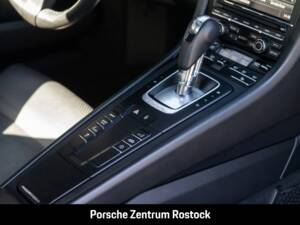 Bild 18/27 von Porsche 911 Carrera 4 GTS (2015)