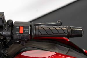 Imagen 42/47 de Kawasaki GPz 1000RX (1986)