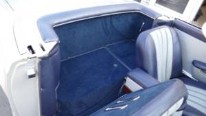 Image 28/34 de Mercedes-Benz 230 SL (1966)