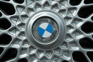 Image 10/36 of BMW 750iL (1989)