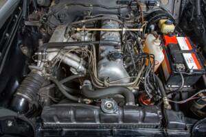 Image 34/34 of Mercedes-Benz 280 SE (1966)