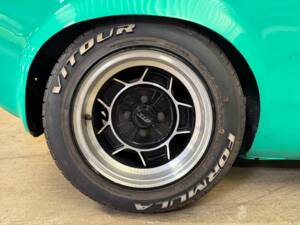 Image 16/18 of Opel Kadett 2,0 E Rallye (1978)