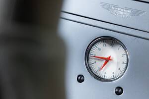 Image 15/31 de Aston Martin V12 Vanquish (2004)