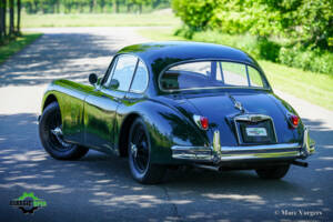 Image 44/53 of Jaguar XK 150 FHC (1958)