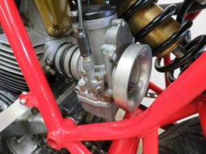 Afbeelding 23/43 van Ducati 600 TT2 (1982)